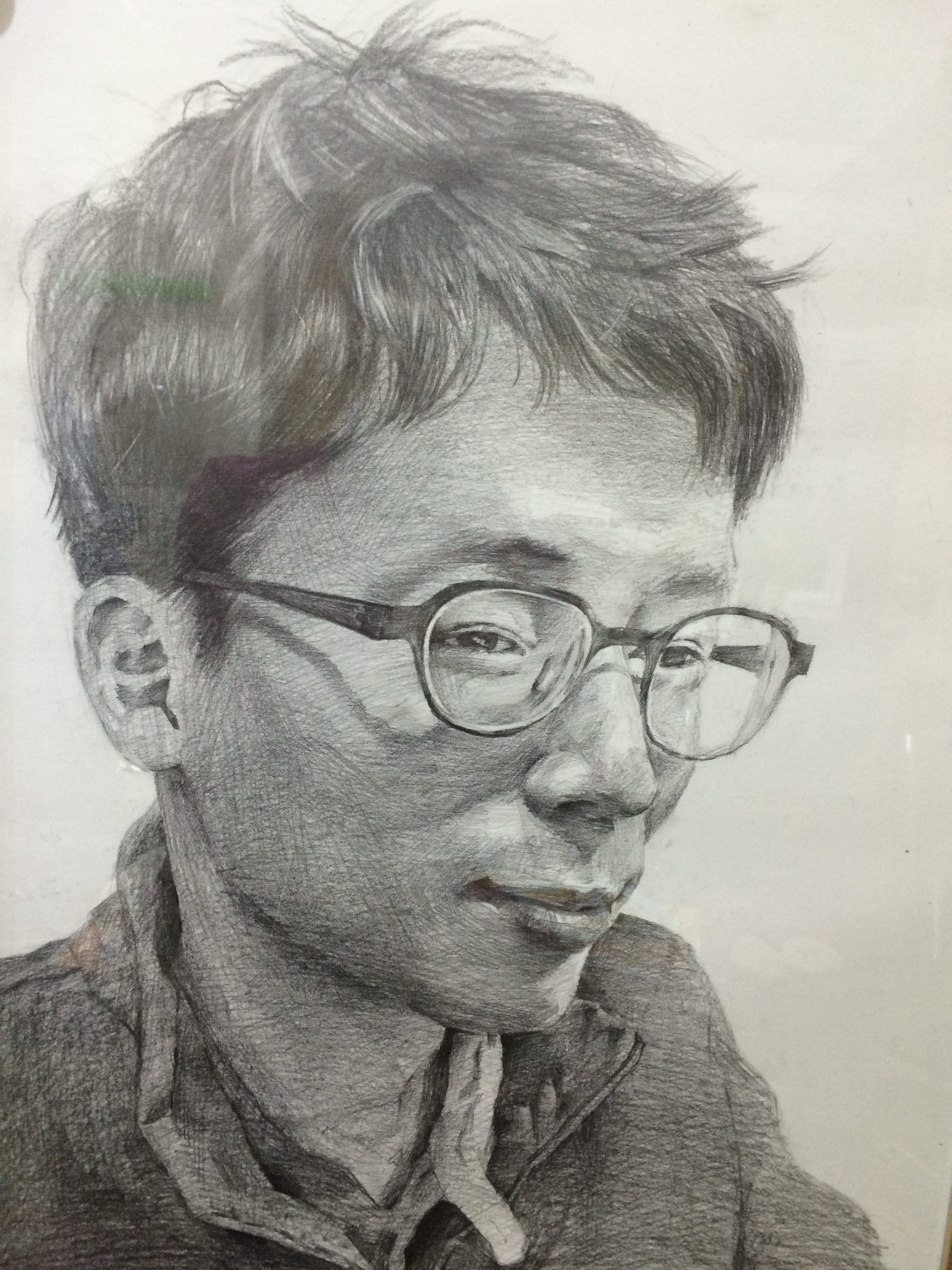 연필로 그린 원장 초상화